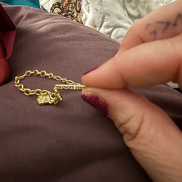 Kendra Scott Gold Necklace with Crystal Pendant - Picture 6 of 7